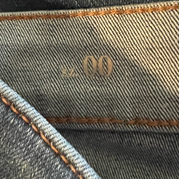 White House Black Market The Slim Ankle Jeans with Rose Gold Stud Trim Detail 00 - Picture 9 of 13